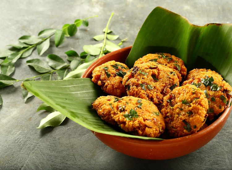 Recette traditionnelle du Masala Vada - saveurs et épices de l’Inde